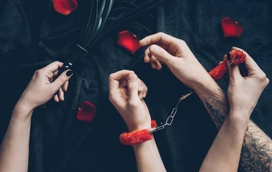 Common BDSM Practices: A Complete Overview for Beginners and Beyond